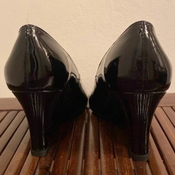 VANELi Ussa Patent Leather Black Mid Wedge - Picture 3 of 7